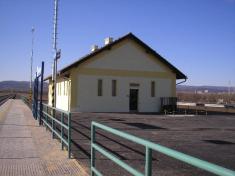 V dubnu 2007&nbsp;otevřena a&nbsp;zprovozněna železniční zastávka Droužkovice